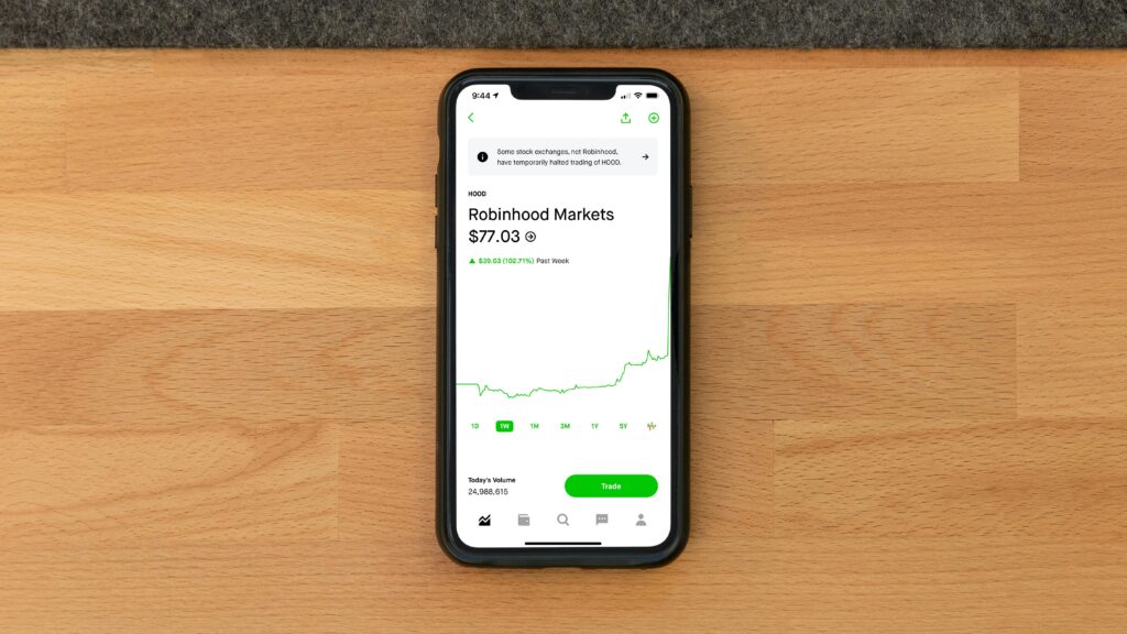 robinhood app on smartphone